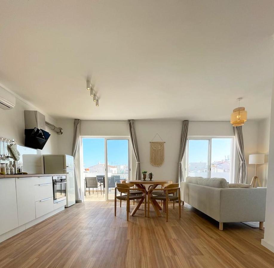 Sun Waves Beach Apartment Портиман Екстериор снимка